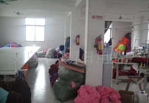 中国义乌众昇日用品厂推出新款雪尼儿系列产品 钱包、手机包及文具包